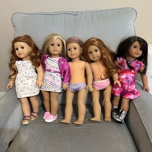American girl dolls lot of 5